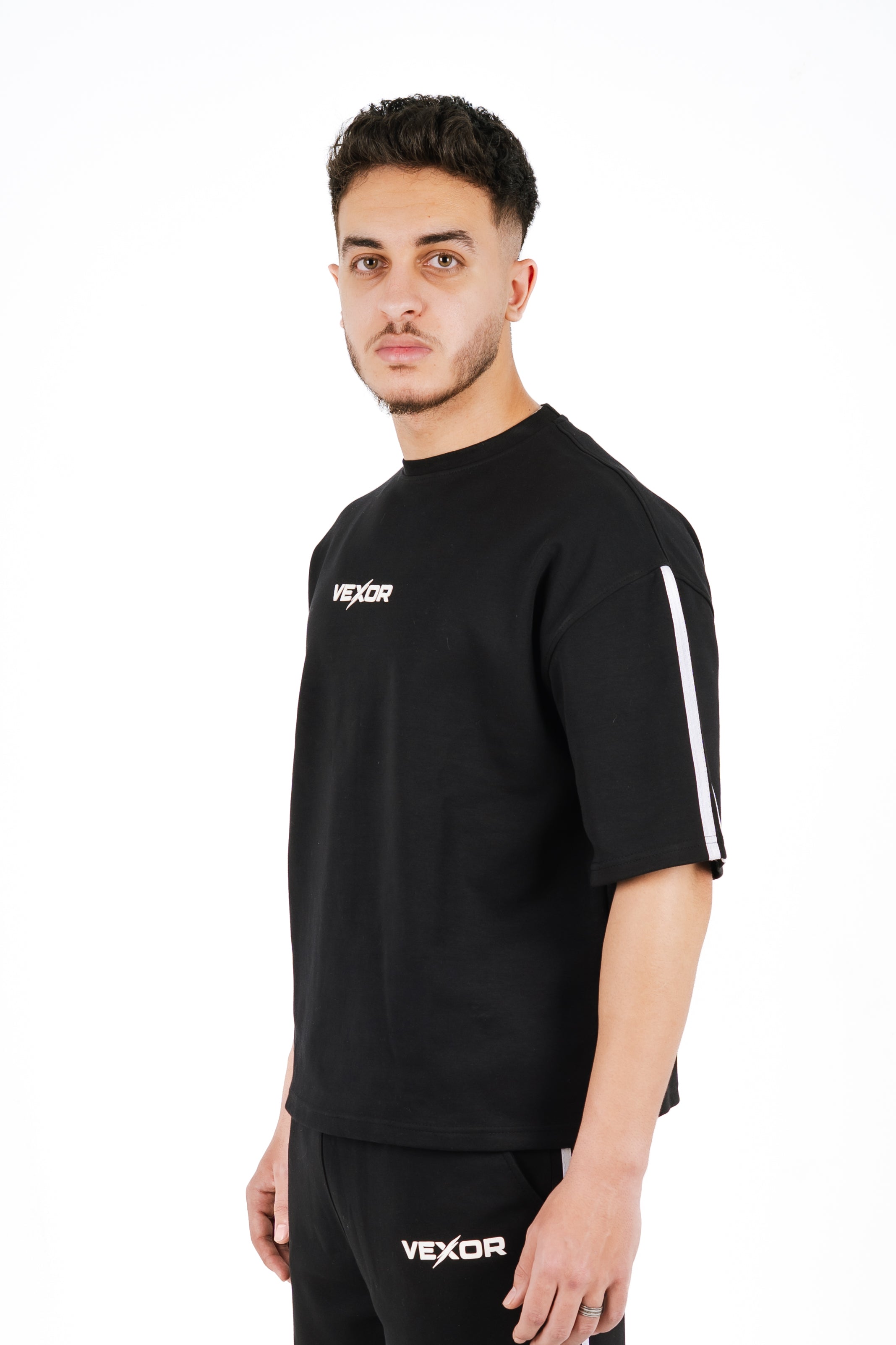 Boxy fit black T-shirt