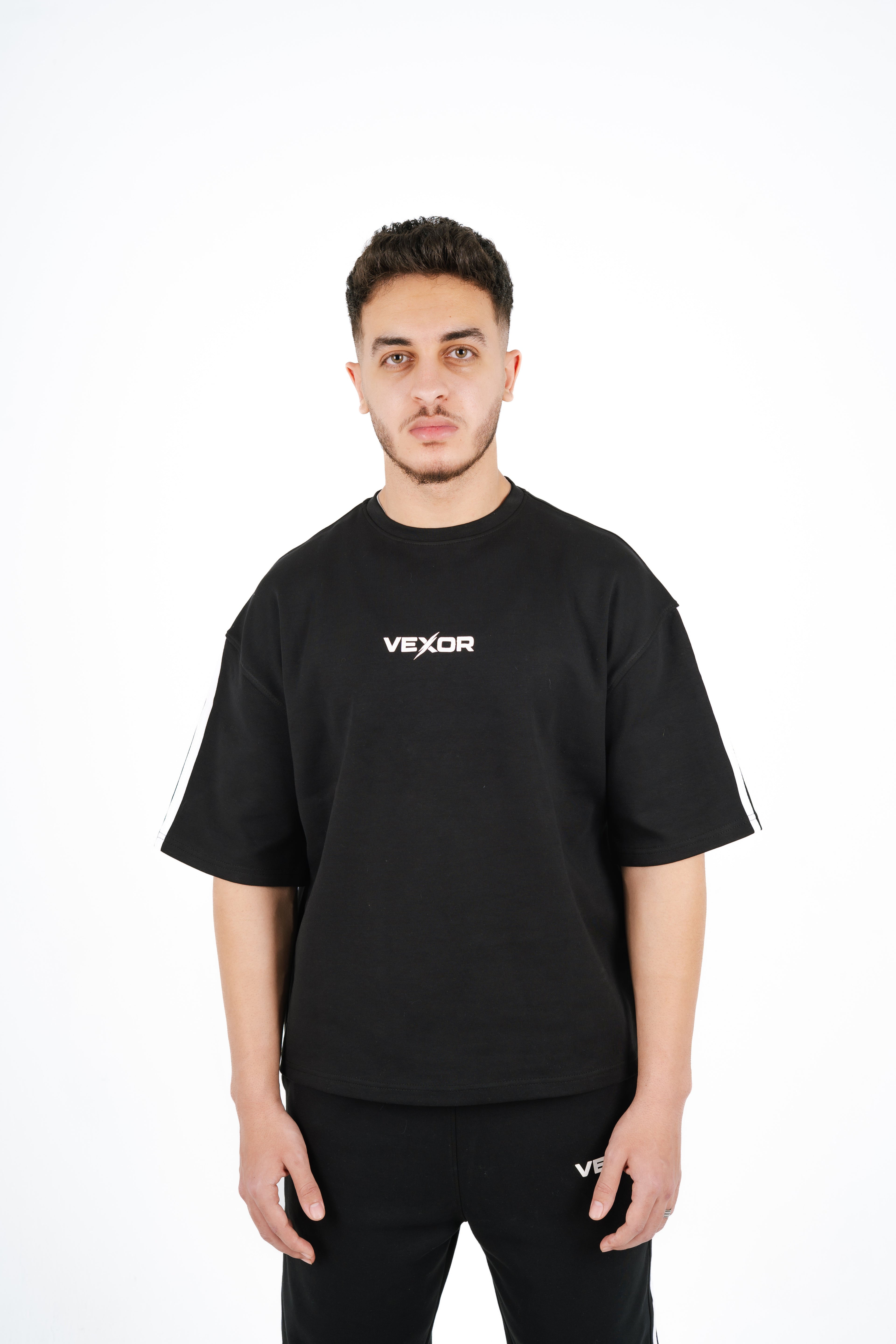 Boxy fit black T-shirt